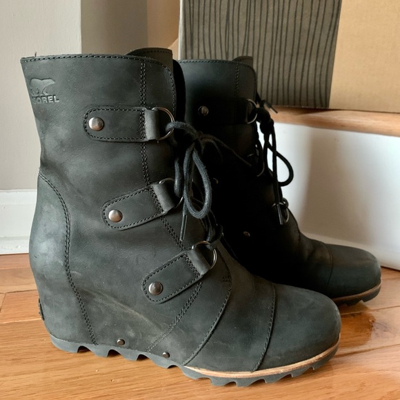 🚫SOLD🚫 Sorel Joan of Arctic Wedge Boots Waterproof Black sz 10 - Picture 1 of 5